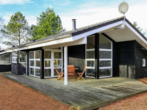 Modern Holiday Home in lb k with Private Sauna in Ålbæk